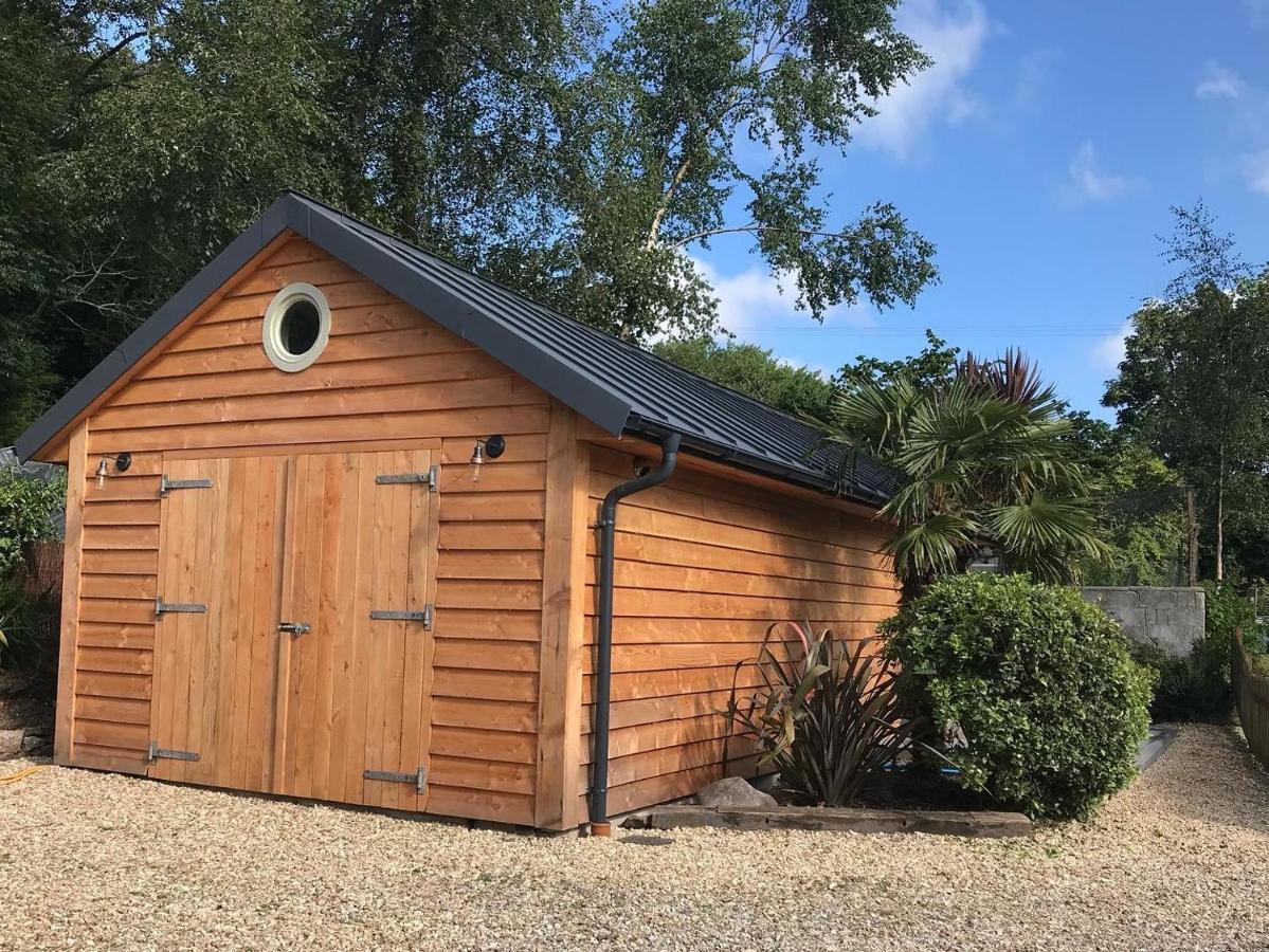 The Potting Shed Apartment Сейнт Остел Екстериор снимка